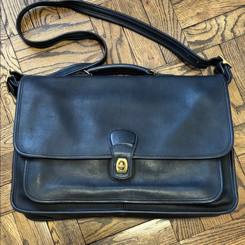 COACH Vintage Black Leather Unisex Messenger, Laptop Bag or Briefcase